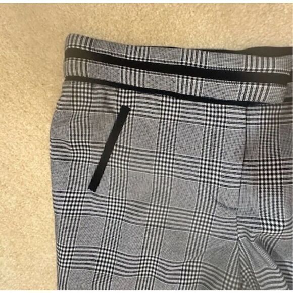 NWT - VERONICA BEARD White, Gray, and Black Glen Plaid "Cigarette" Pants - 6 - Picture 7 of 11